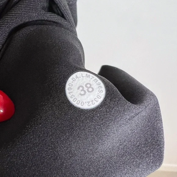 Lululemon Shorts Mens Commission Classic-Fit Short 9" - Picture 6 of 8